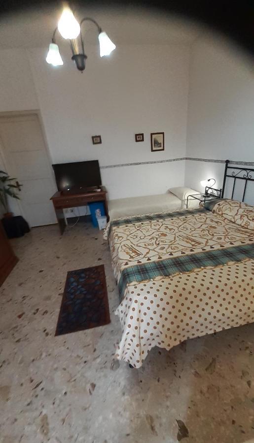 B&B Mistral Di Lizzio Salvatore Giarre Extérieur photo